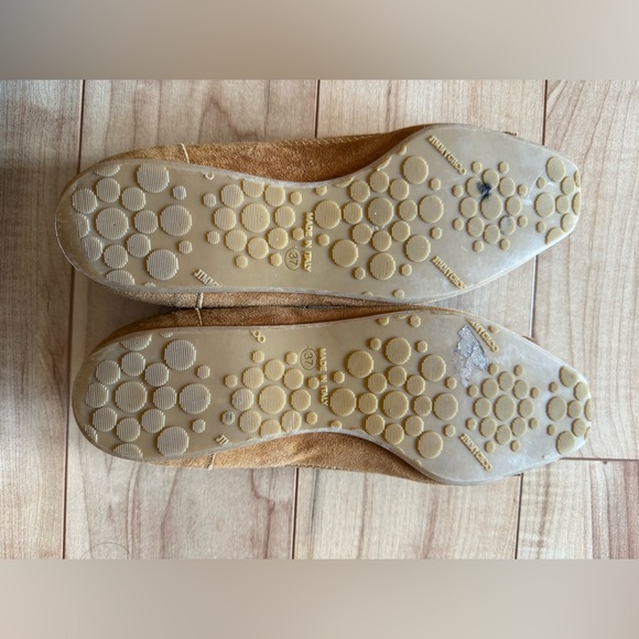 Jimmy Choo suede ballet flats/ moccasins tan suede sz 37 / 6.5 - Picture 3 of 6